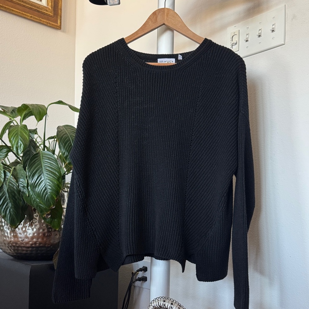 525 America Black Knit Crewneck Sweater Sz M Cotton